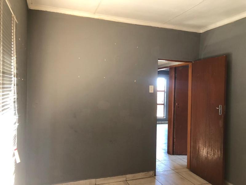 4 Bedroom Property for Sale in Mabopane North West